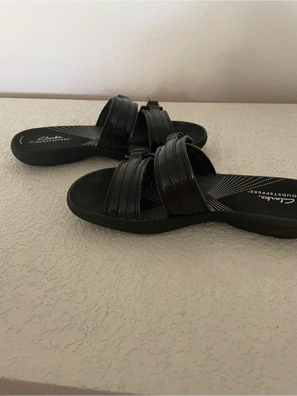 Clarks Cloudsteppers Breeze Piper Sandals Womens 8 Black Patent - Picture 4 of 5